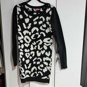 Black & White Long Sleeve Animal Print Sweater Dress